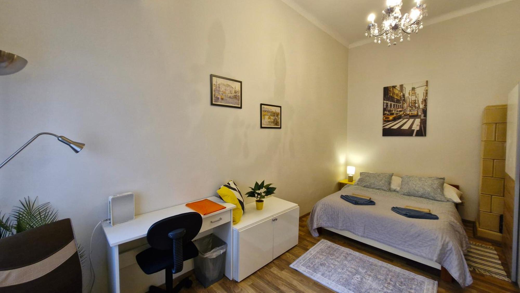 Center Royalty Apartment Budapest Eksteriør billede